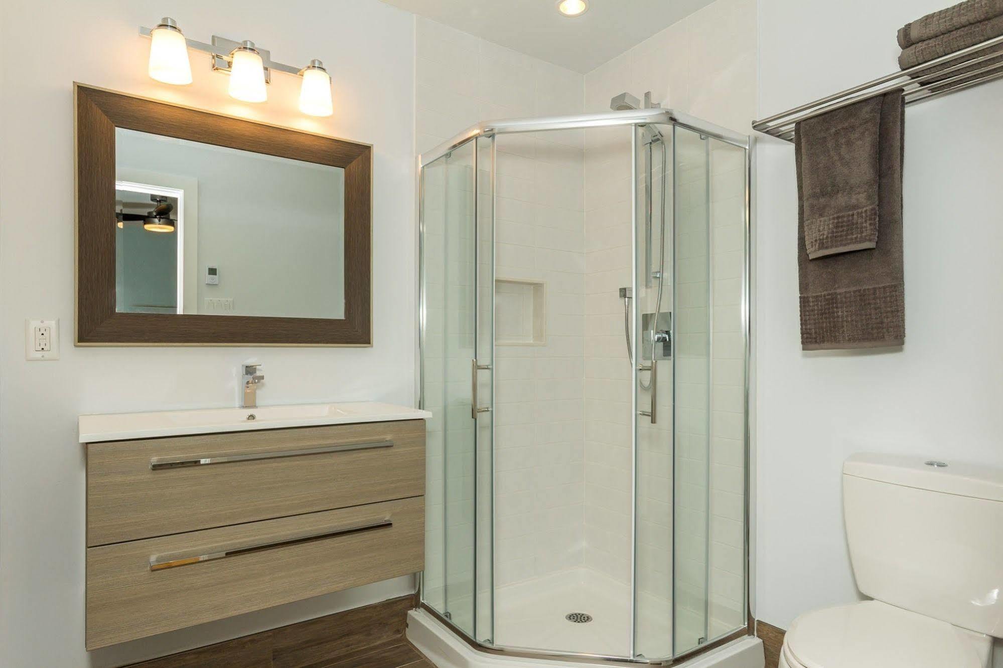 Craigleith Manor Bed & Breakfast คอลลิงวูด ภายนอก รูปภาพ