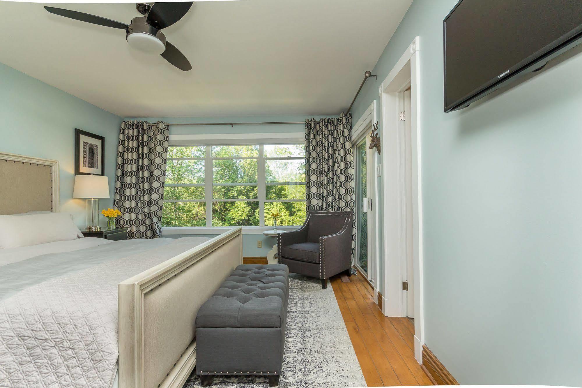 Craigleith Manor Bed & Breakfast คอลลิงวูด ภายนอก รูปภาพ