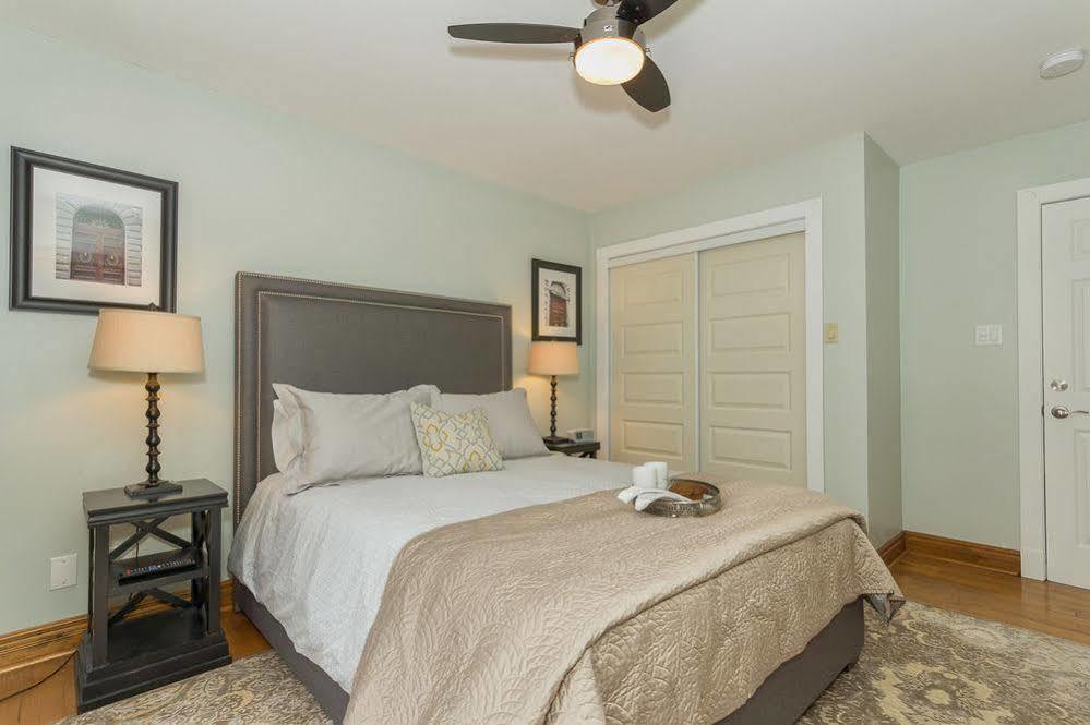 Craigleith Manor Bed & Breakfast คอลลิงวูด ภายนอก รูปภาพ